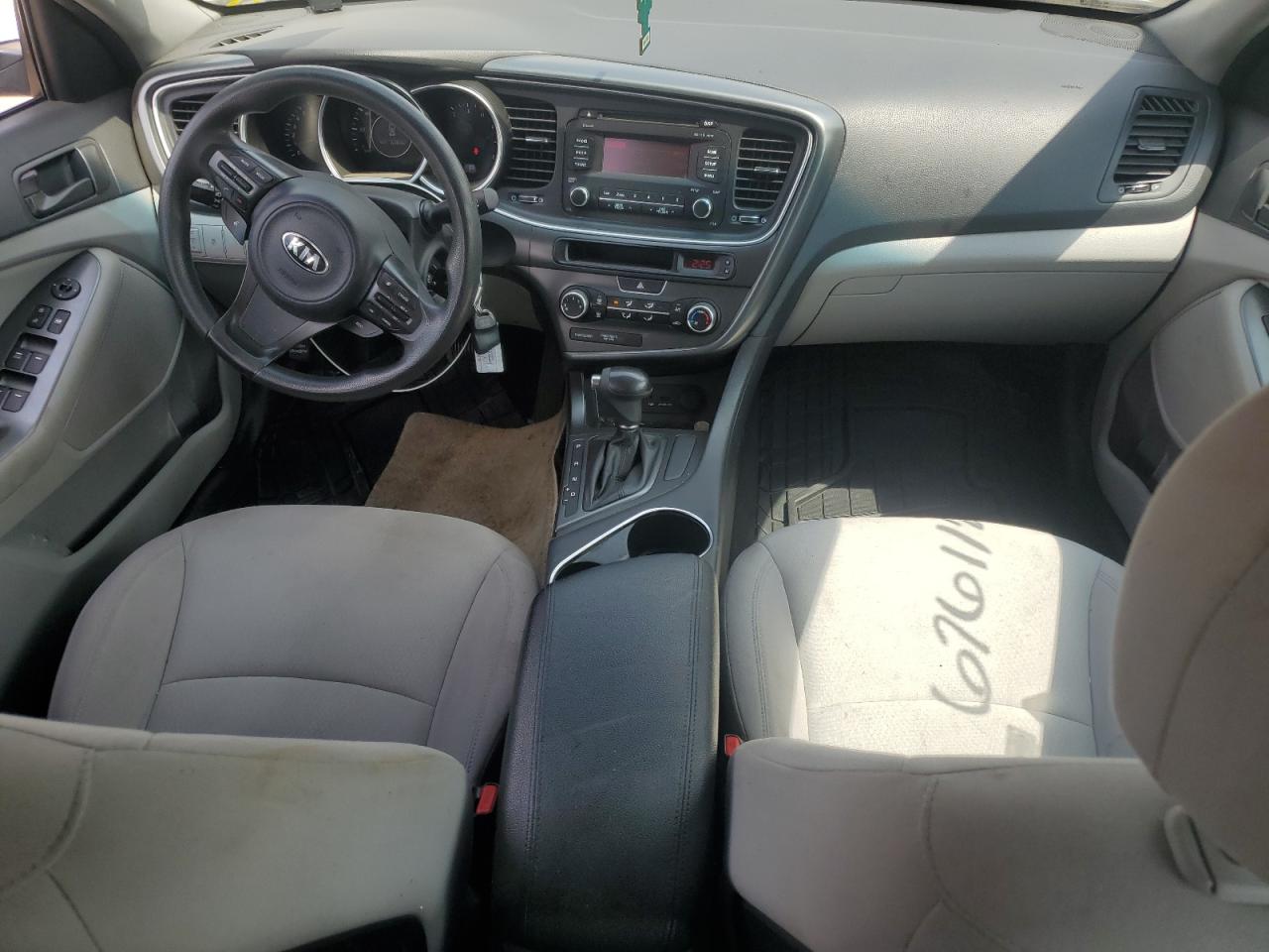 Kia Optima Lx Image 8