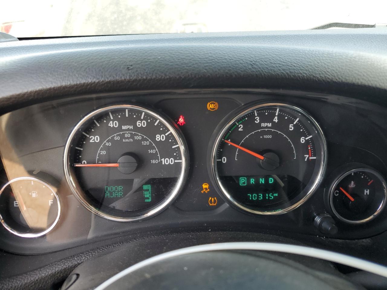 Jeep Wrangler Sport Image 10