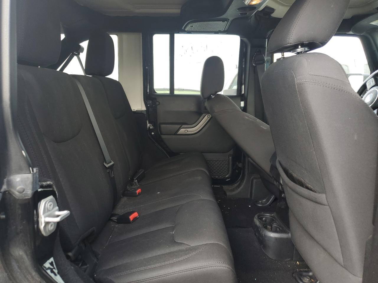 Jeep Wrangler Sport Image 12