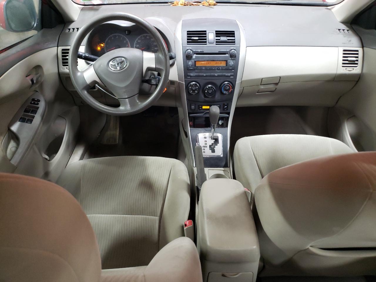 Toyota Corolla Base Image 5