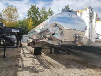  Salvage Polaris Trailer