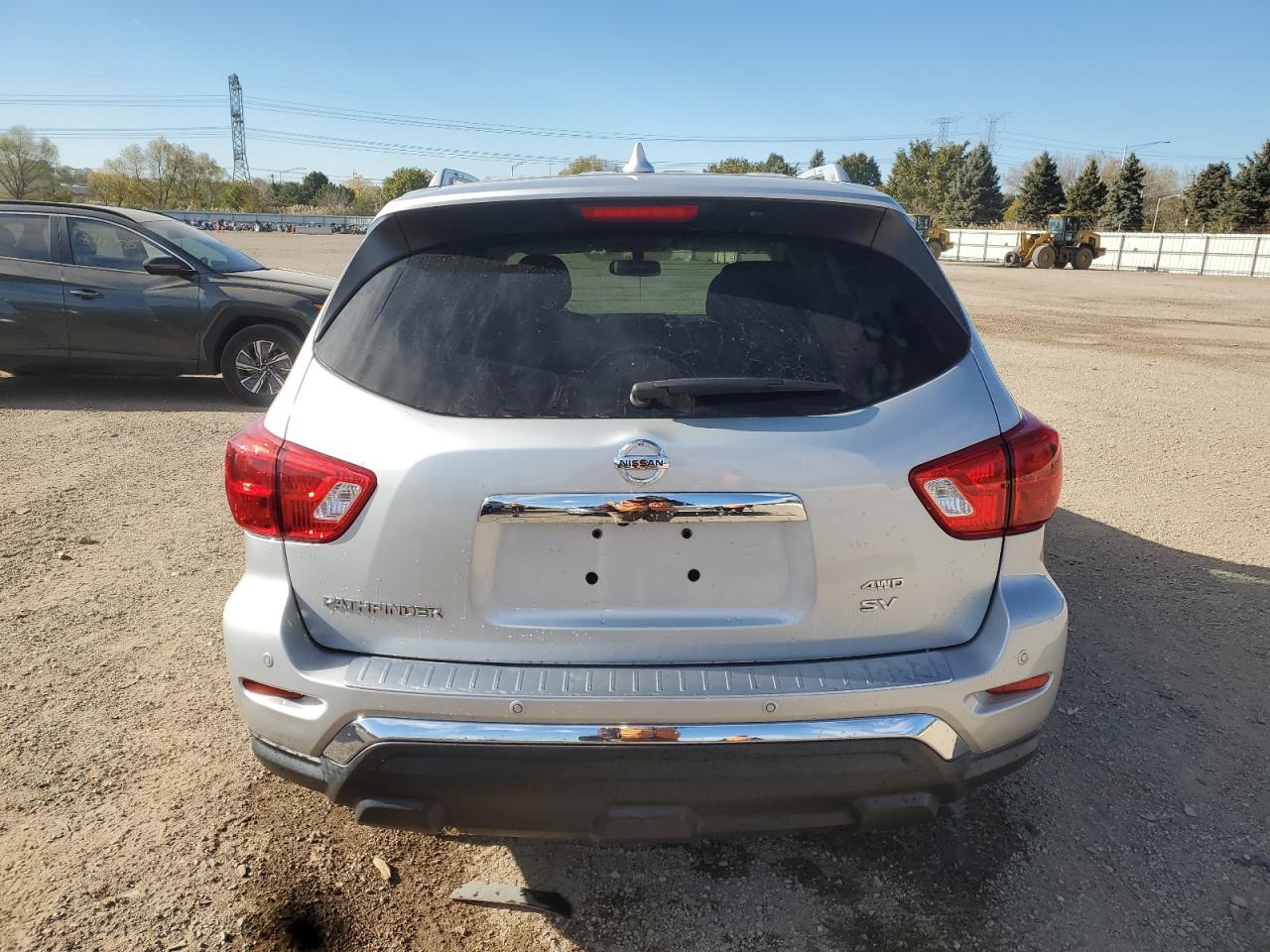 Nissan Pathfinder Sv Image 6