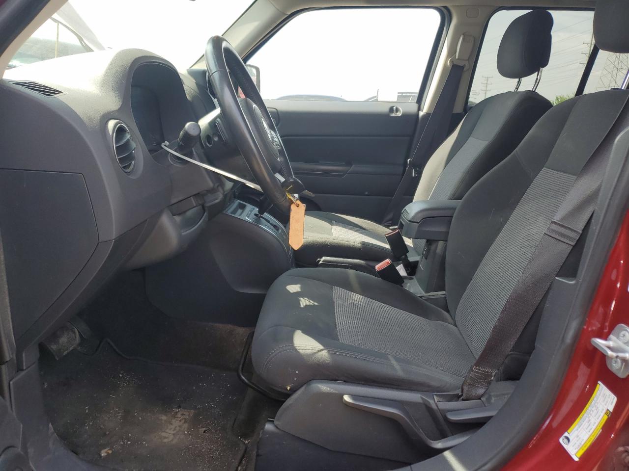 Jeep Patriot Latitude Image 4