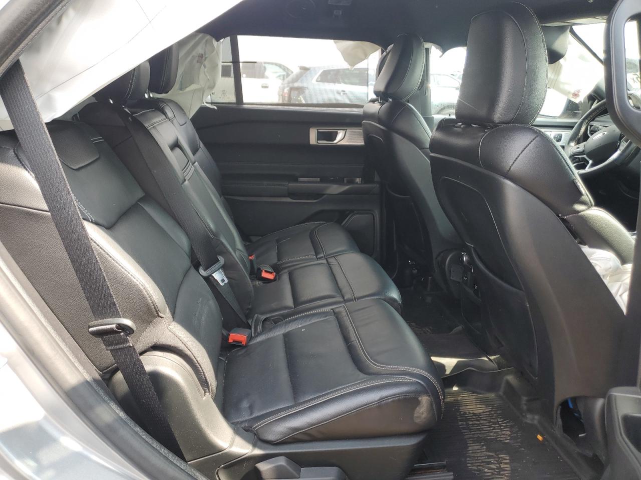 Ford Explorer St Image 9