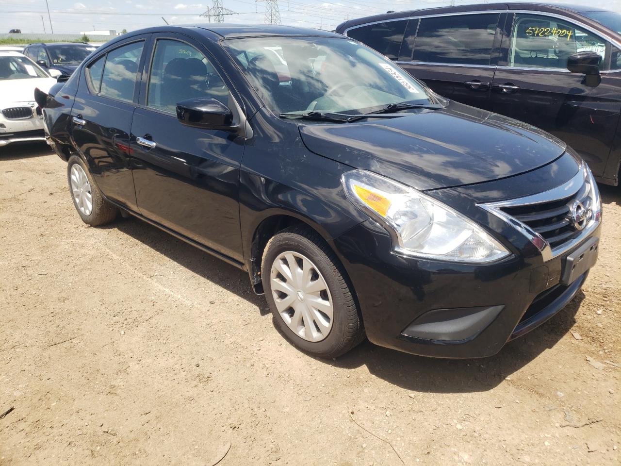 Nissan Versa S Image 7