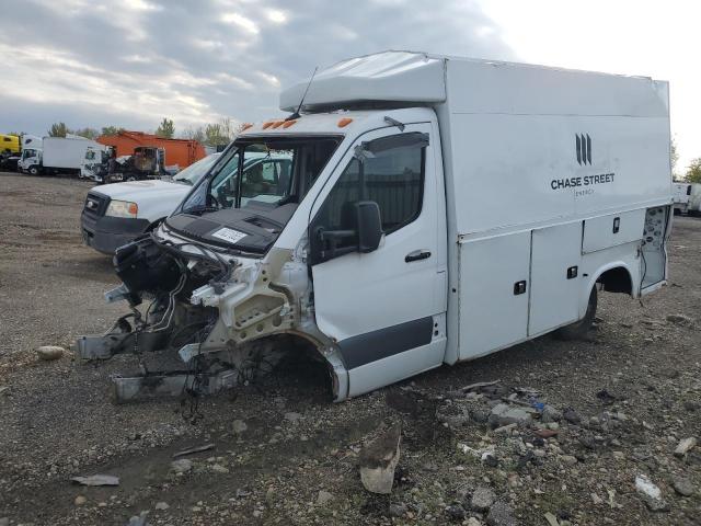  Salvage Mercedes-Benz Sprinter