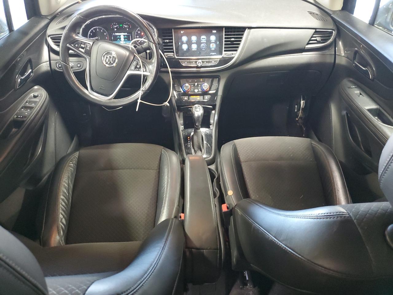 Buick Encore Sport Touring Image 7