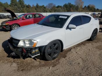  Salvage Dodge Avenger