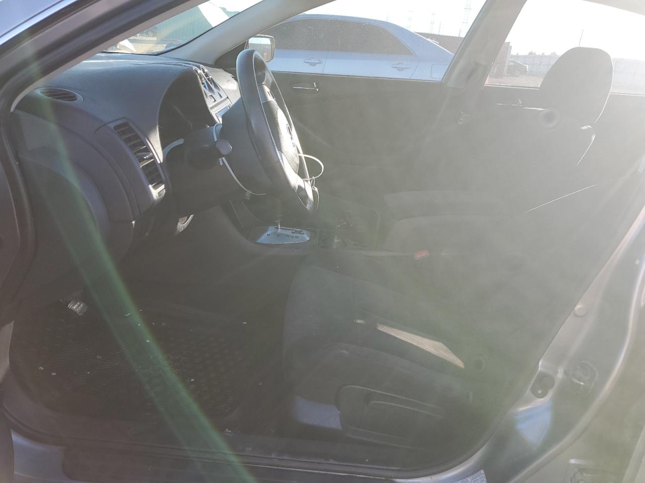 Nissan Altima 2.5 Image 4