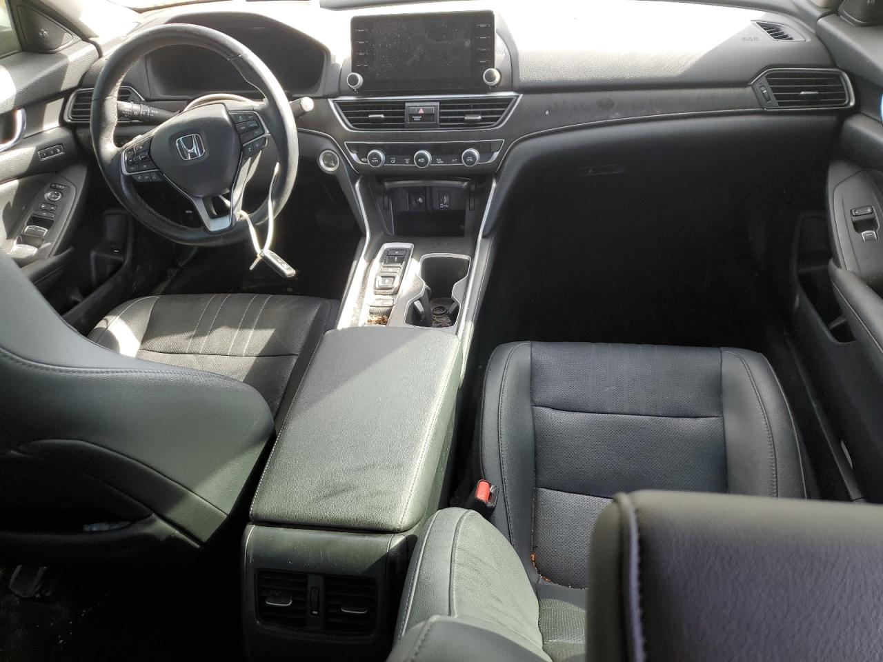 Honda Accord Touring Image 6