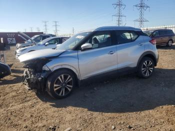  Salvage Nissan Kicks