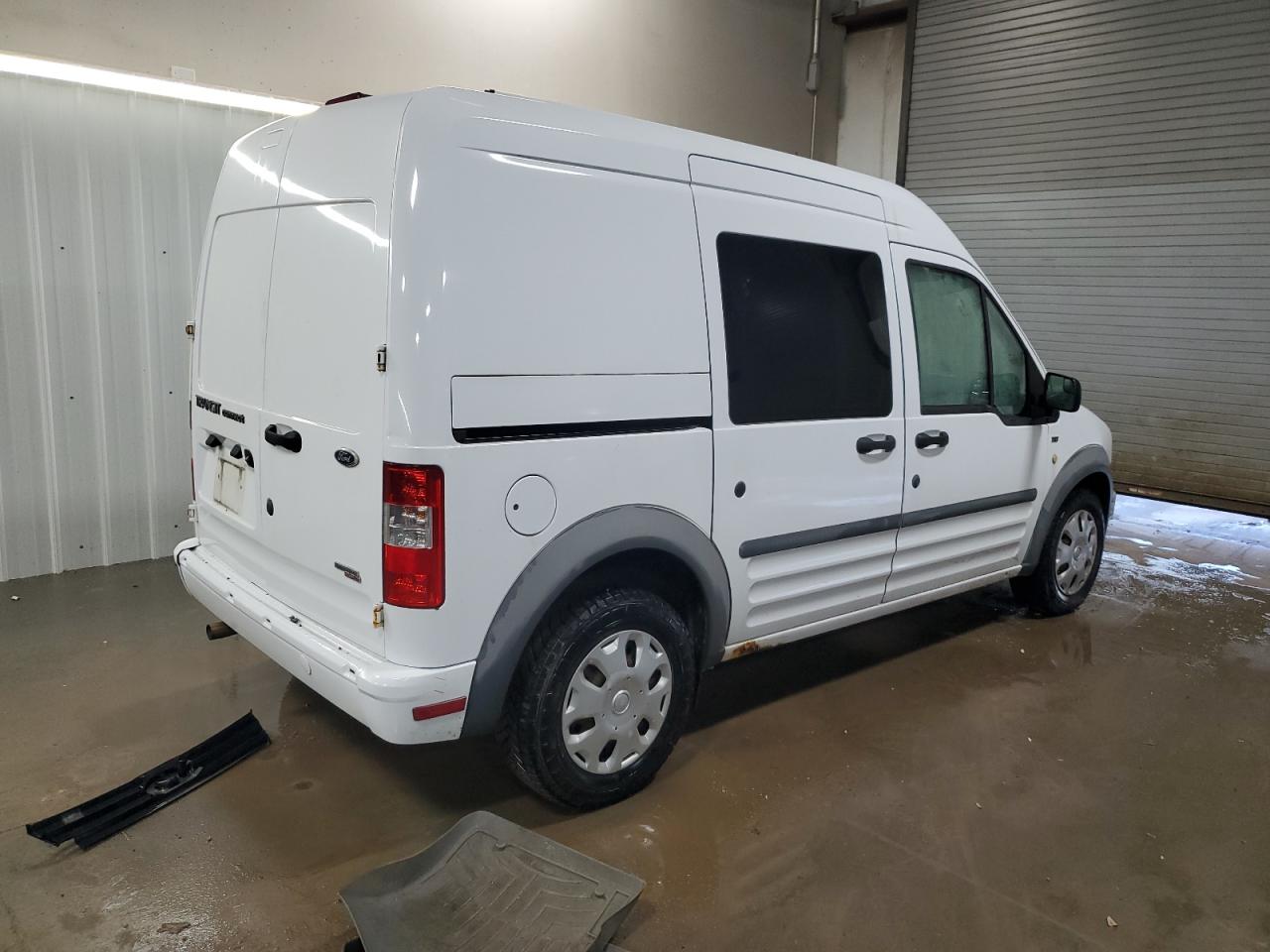 Ford Transit Xlt Image 2