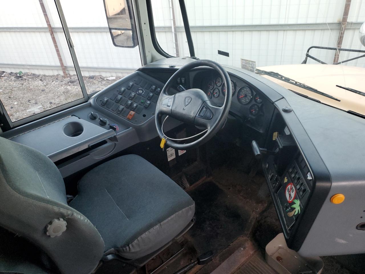 Ic School Bus Ce Image 2