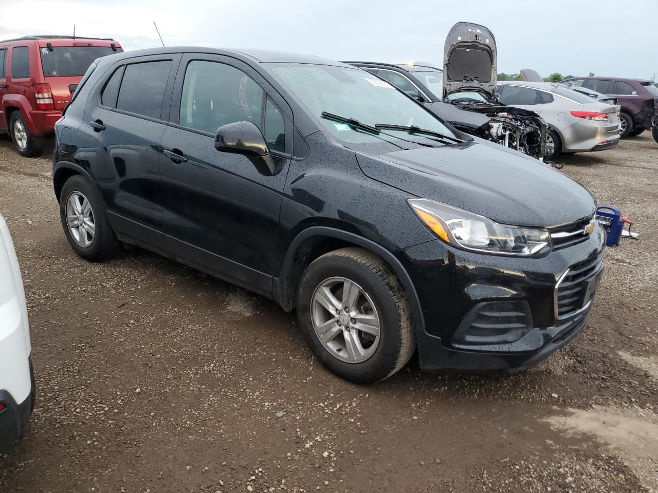Chevrolet Trax Ls Image 2