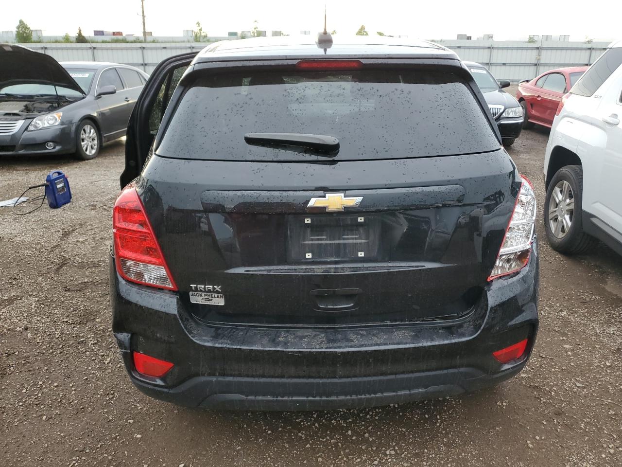 Chevrolet Trax Ls Image 13