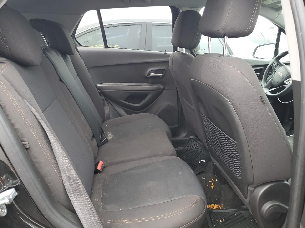 Chevrolet Trax Ls Image 7