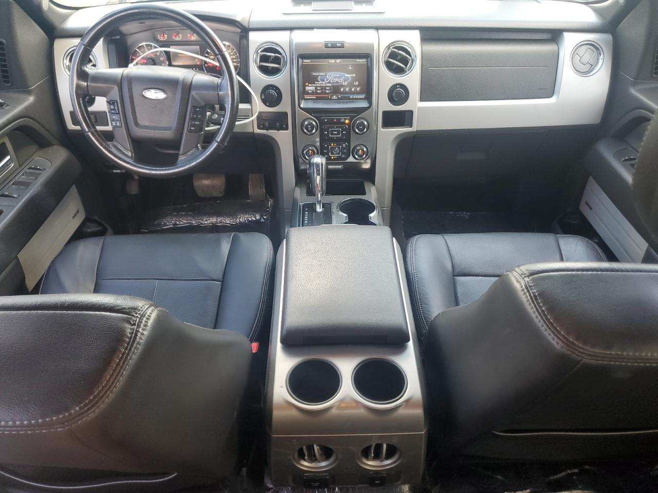 Ford F-150 Super Cab Image 8