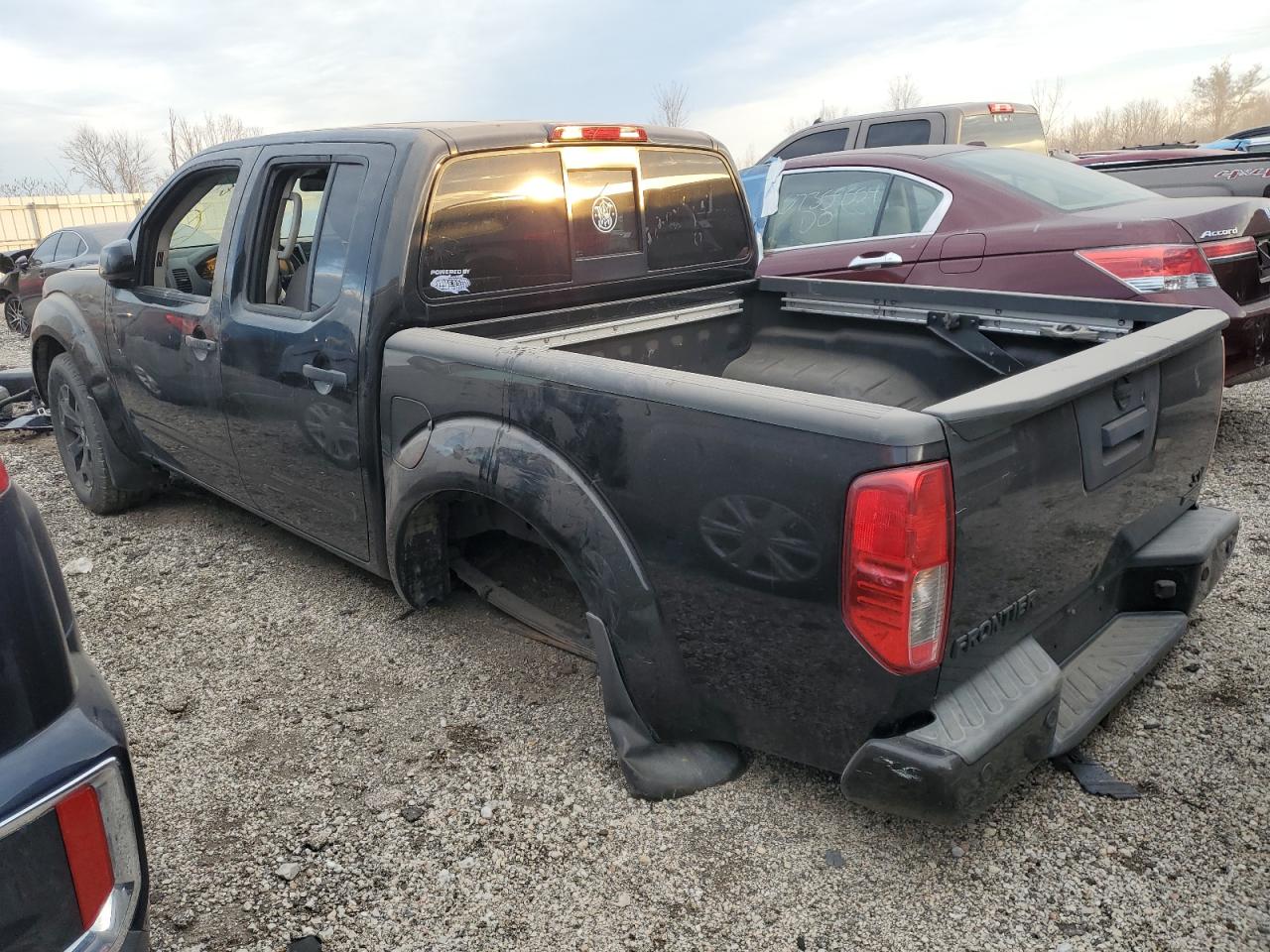 Nissan Frontier S Image 3