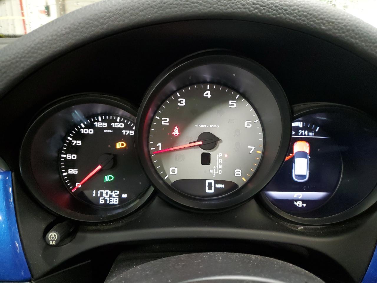 Porsche Macan S Image 12