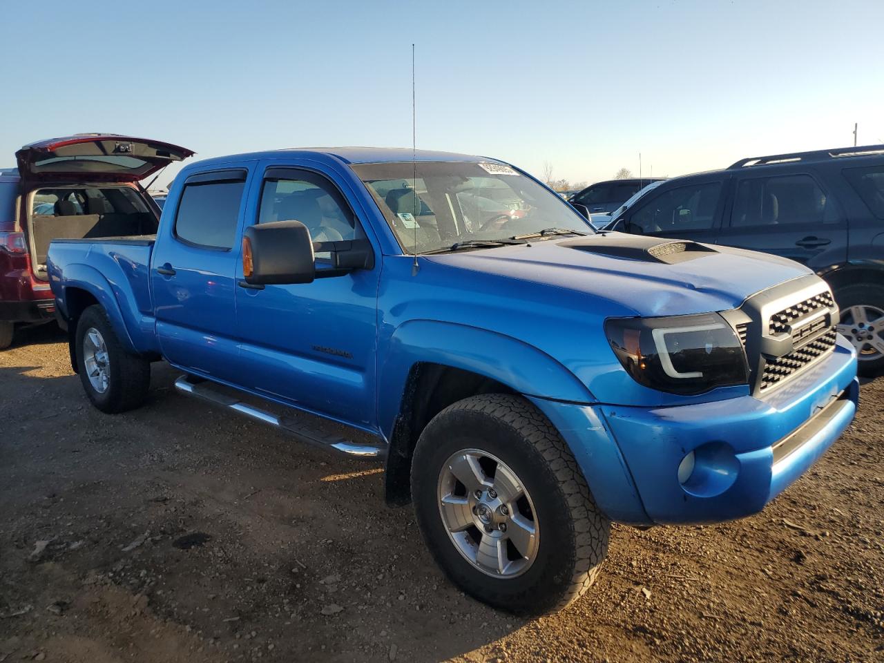 Toyota Tacoma Double Cab Prerunner Long Bed Image 9