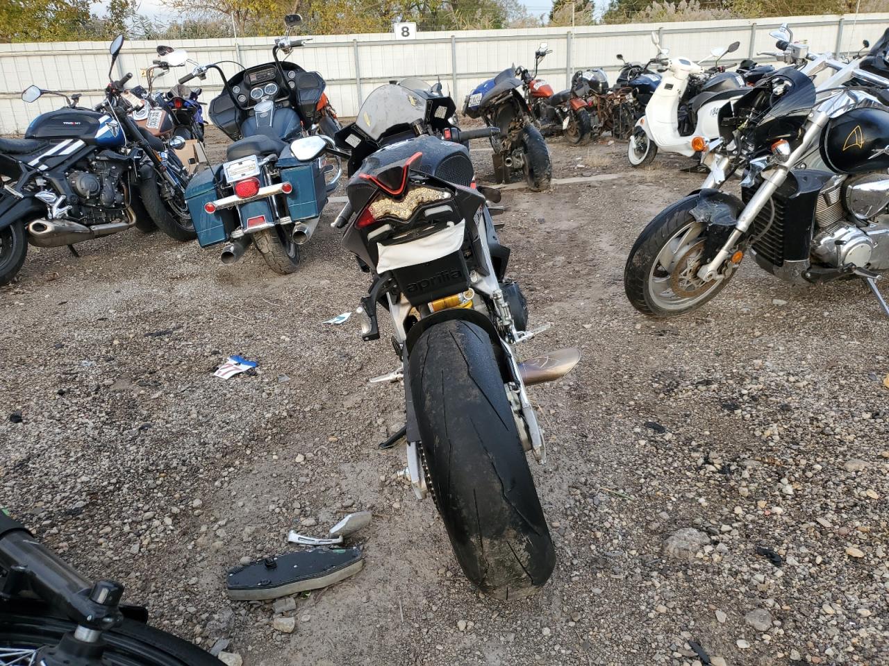 Aprilia RSV4 1100 1100 Image 6