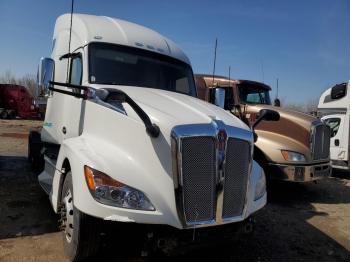  Salvage Kenworth Constructi