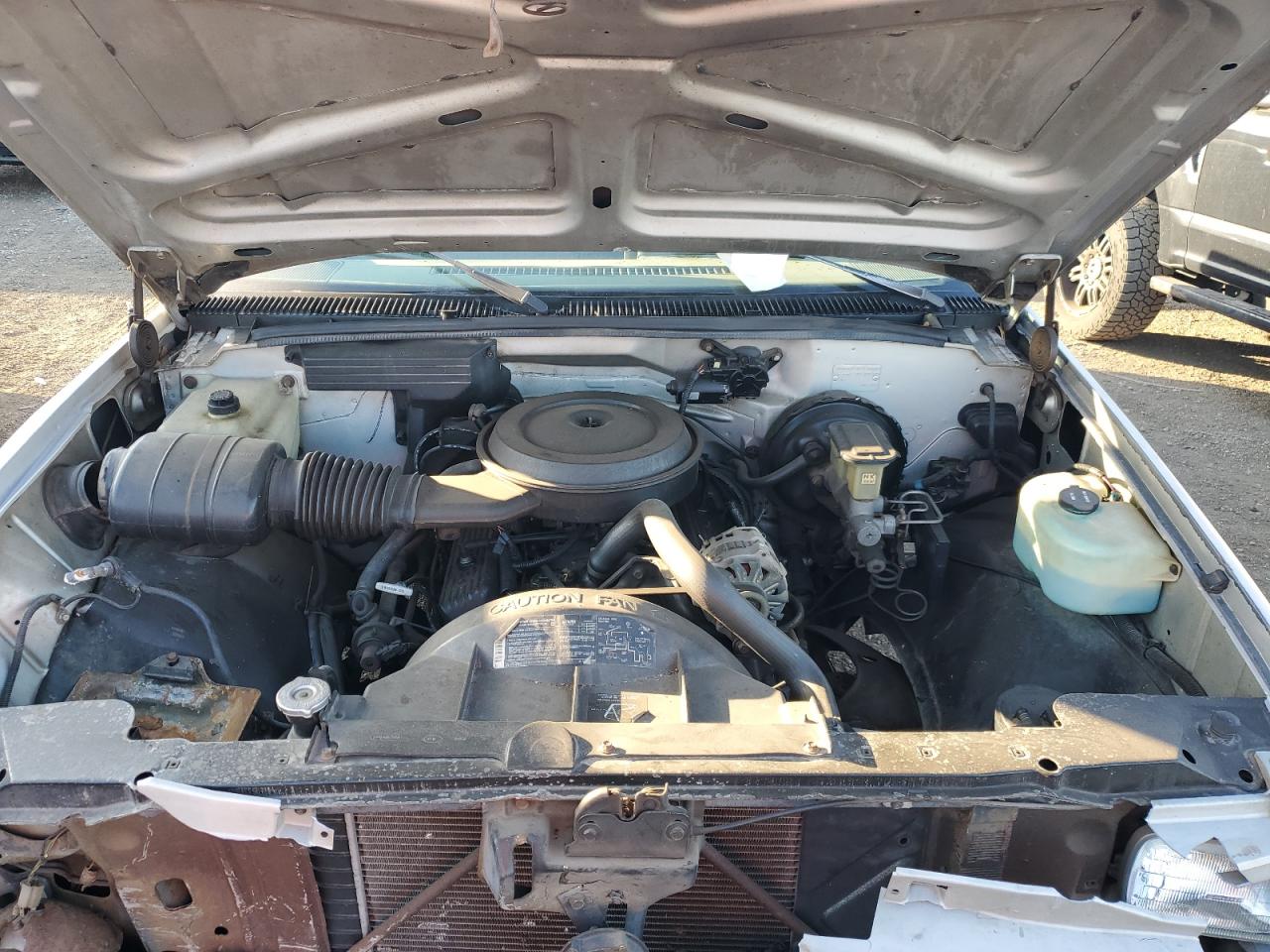 GMC G-series C2500 Image 7