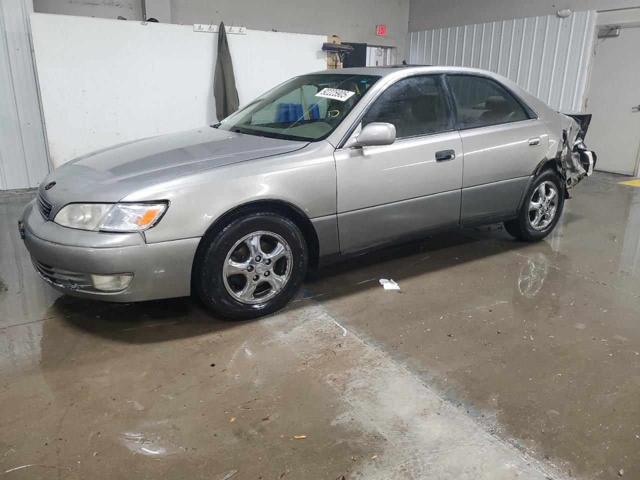 Lexus Es 300 Image 1