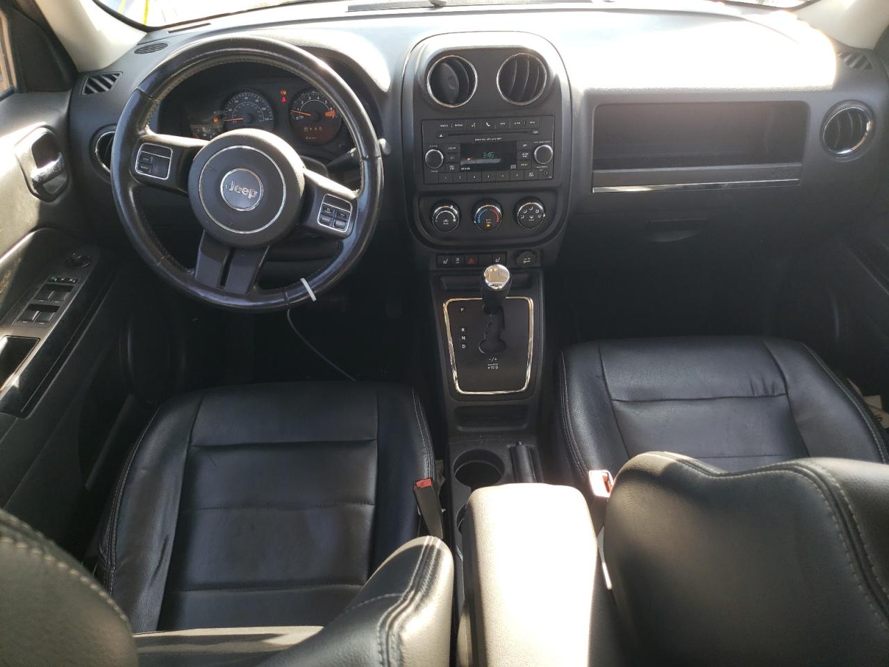 Jeep Patriot Latitude Image 8