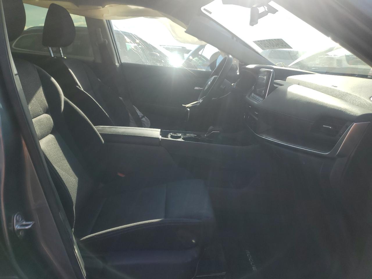 Nissan Rogue Sv Image 3