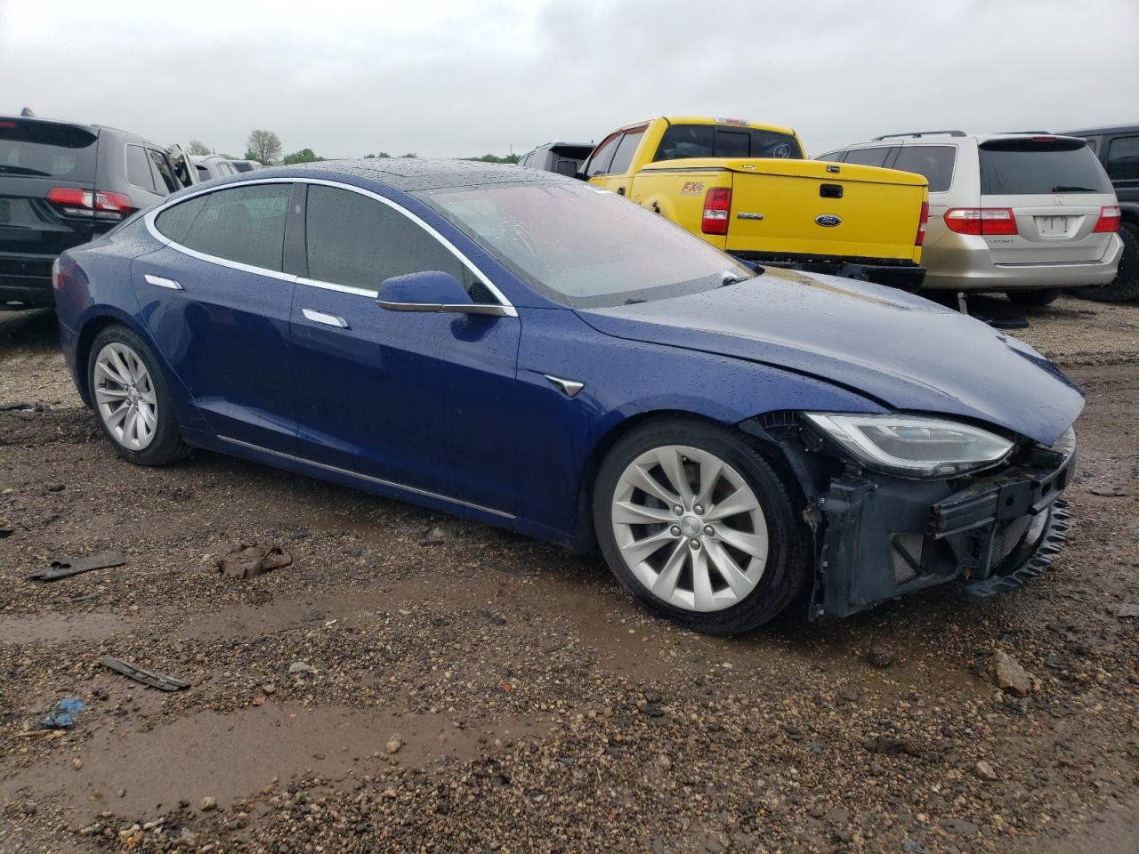 Tesla Model S Image 2