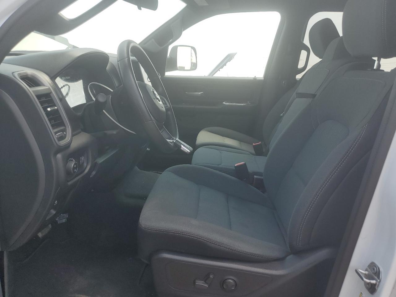 Ram 1500 Tradesman Image 8