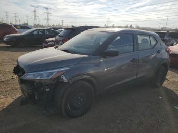  Salvage Nissan Kicks