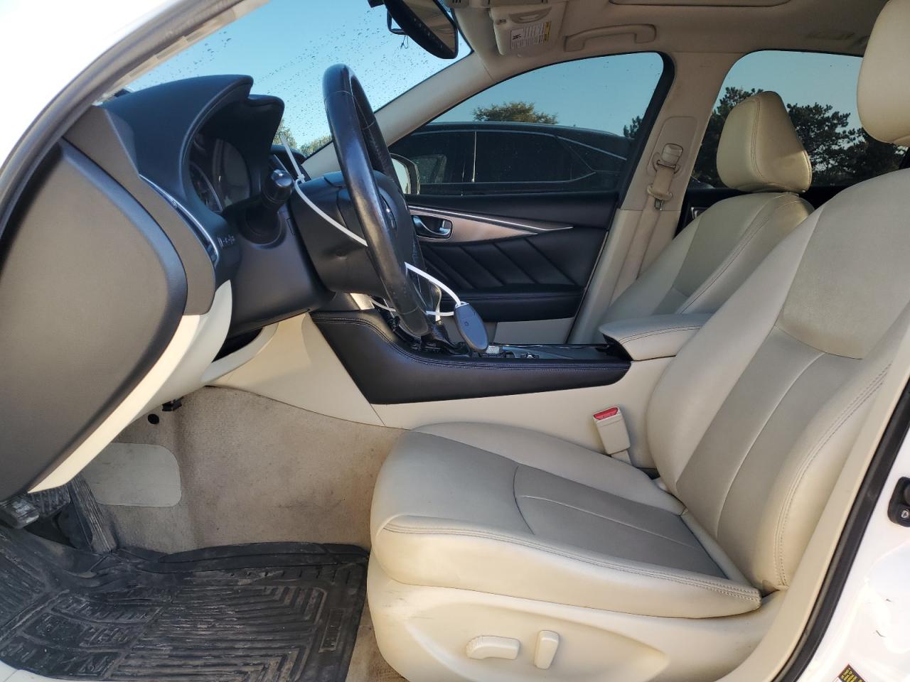 INFINITI Q50 Base Image 11