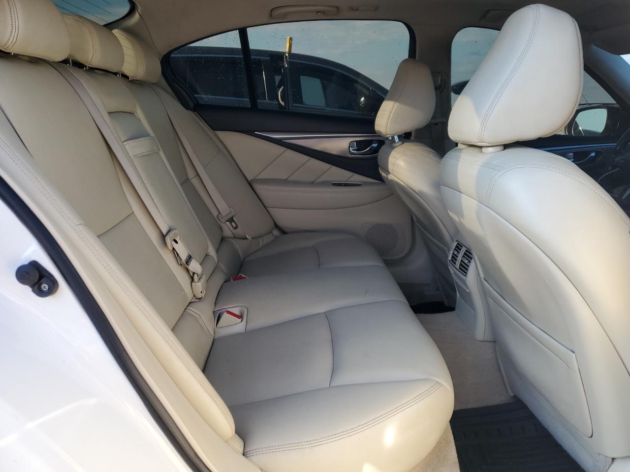 INFINITI Q50 Base Image 5