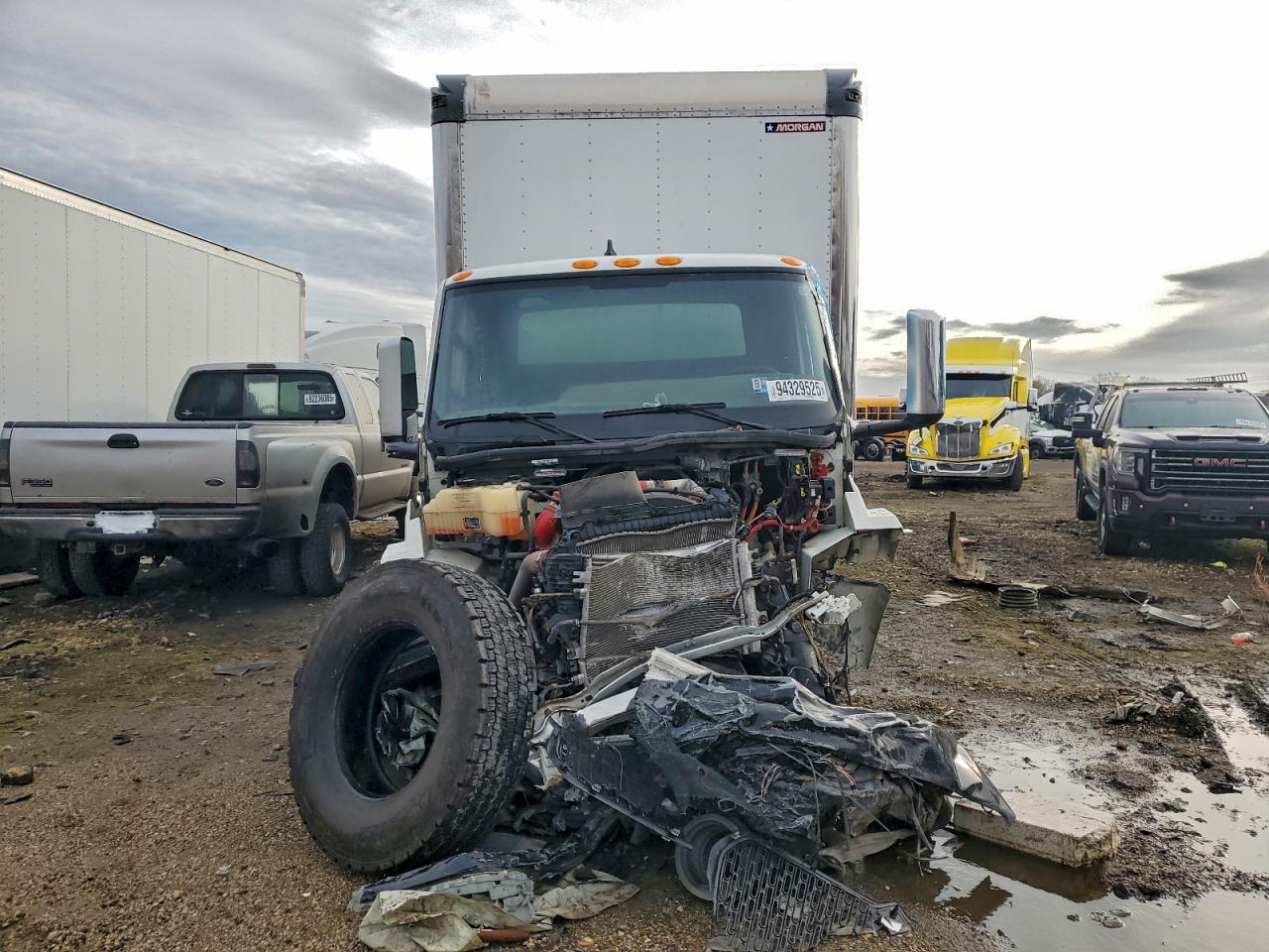 International Mv607 Image 6