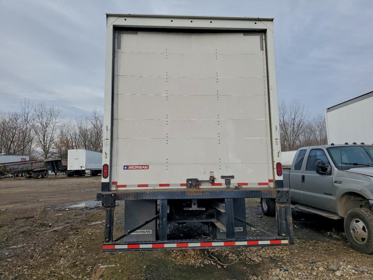 International Mv607 Image 4