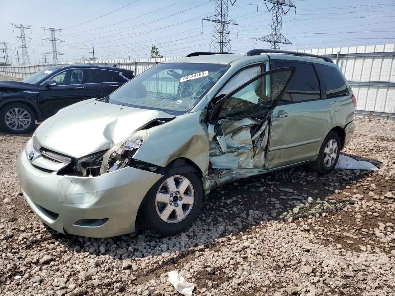 Toyota Sienna Xle Image 1