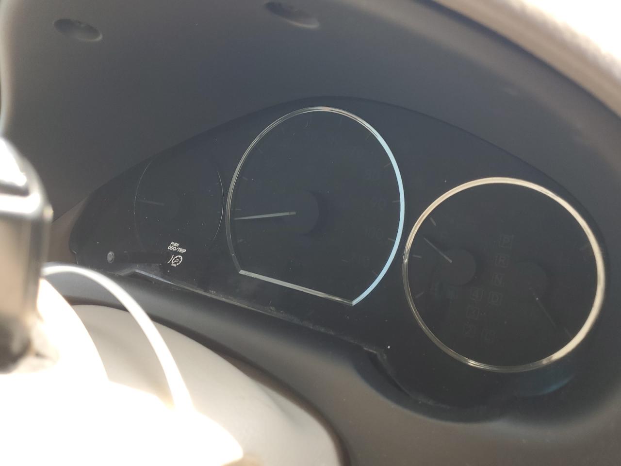 Toyota Sienna Xle Image 9