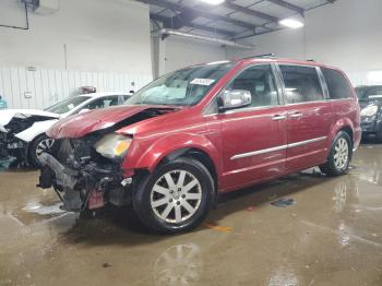  Salvage Chrysler Minivan