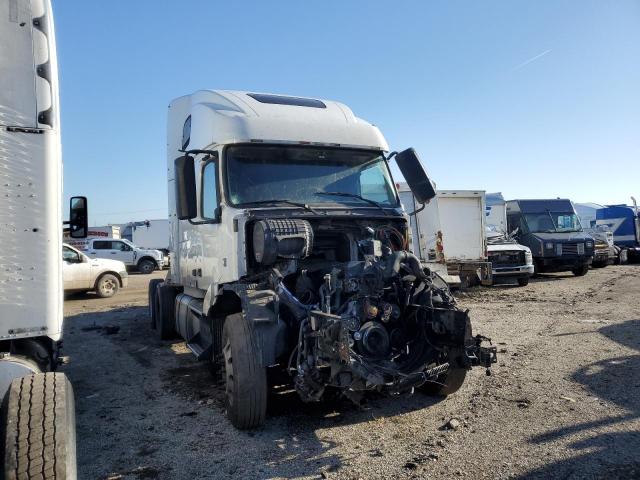  Salvage Volvo Vnl