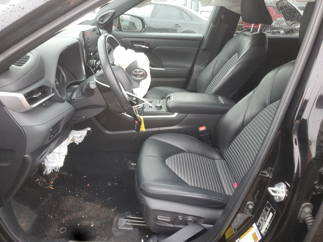 Toyota Highlander Xse Image 10