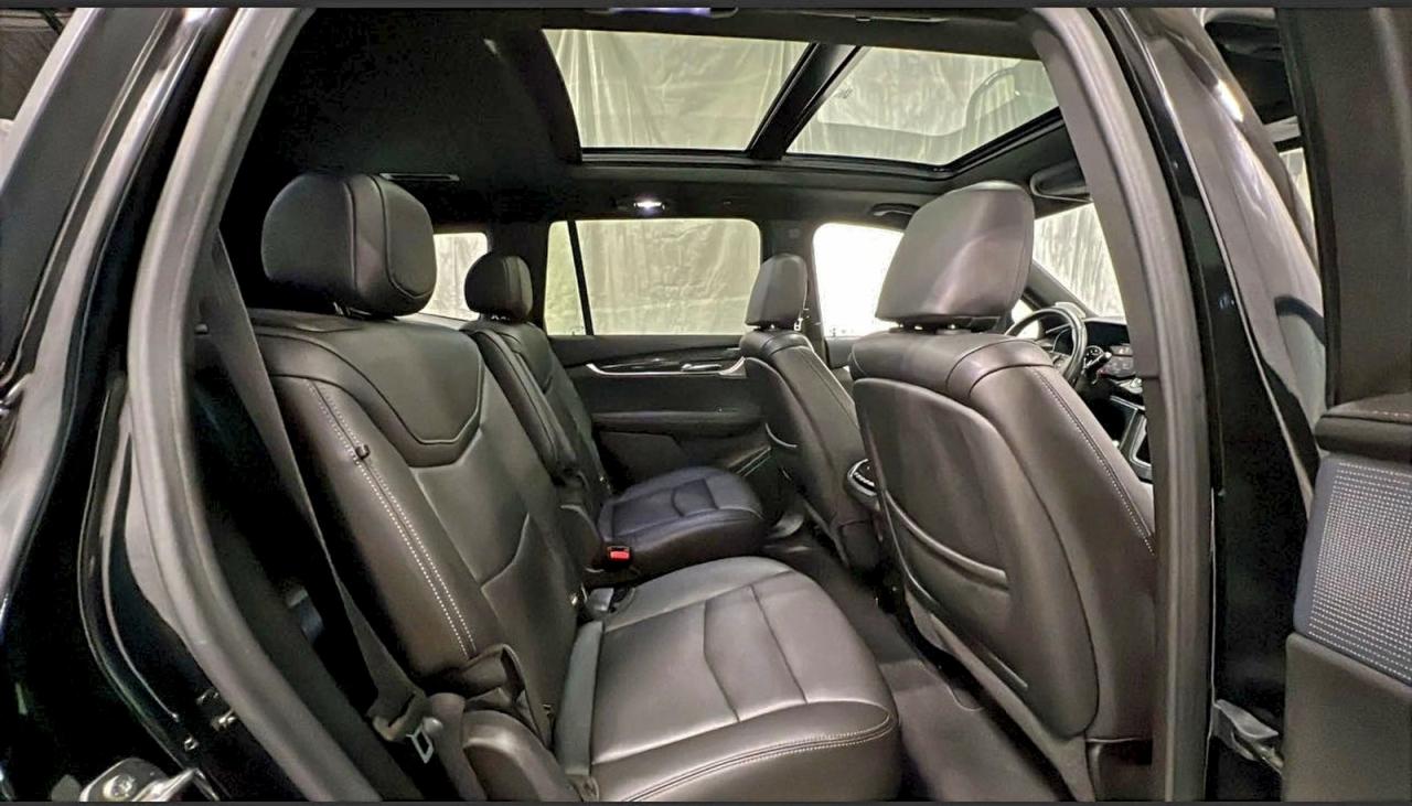 Cadillac XT6 Premium Luxury Image 3