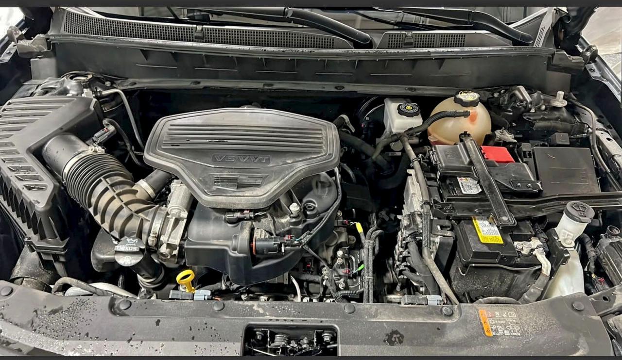 Cadillac XT6 Premium Luxury Image 2