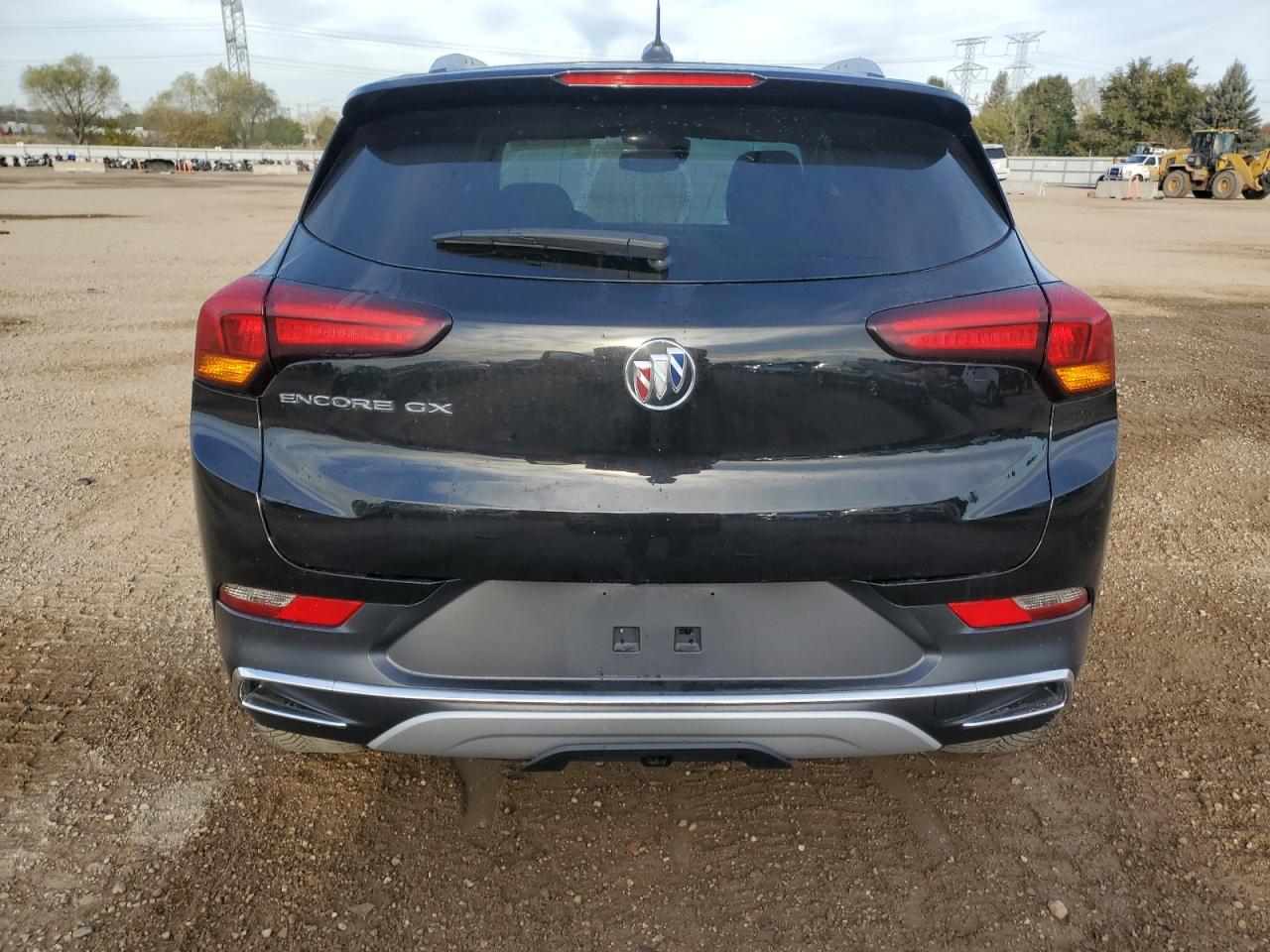 Buick Encore Essence Image 2