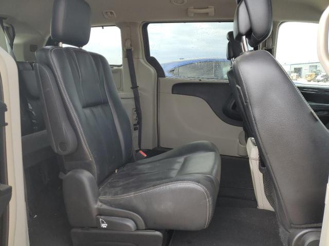 Chrysler Minivan Touring Image 13