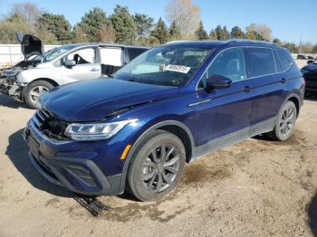  Salvage Volkswagen Tiguan