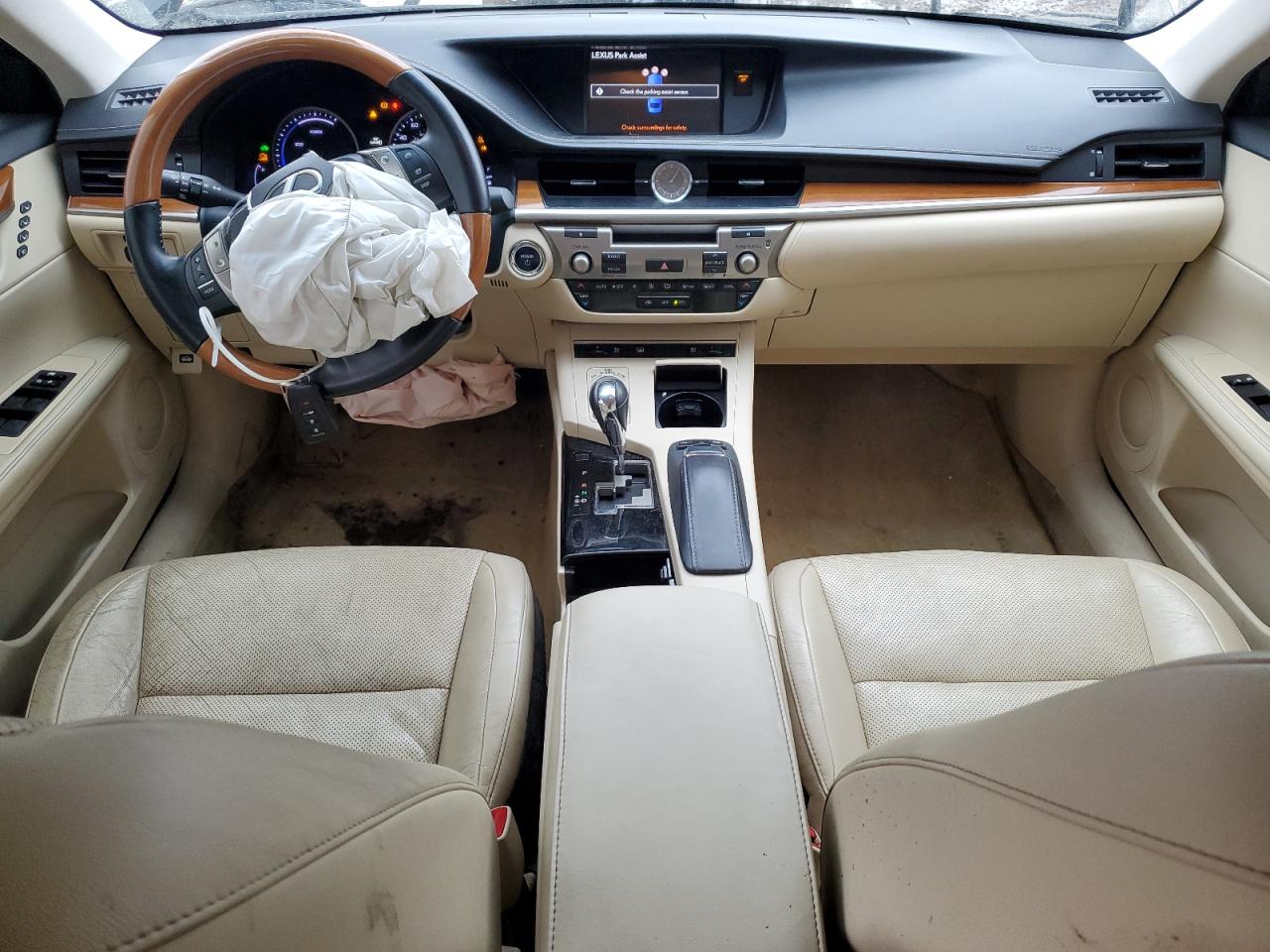 Lexus Es 300h Image 11
