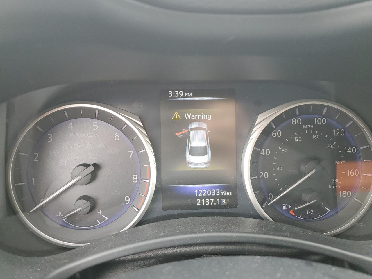 INFINITI Q50 Base Image 8