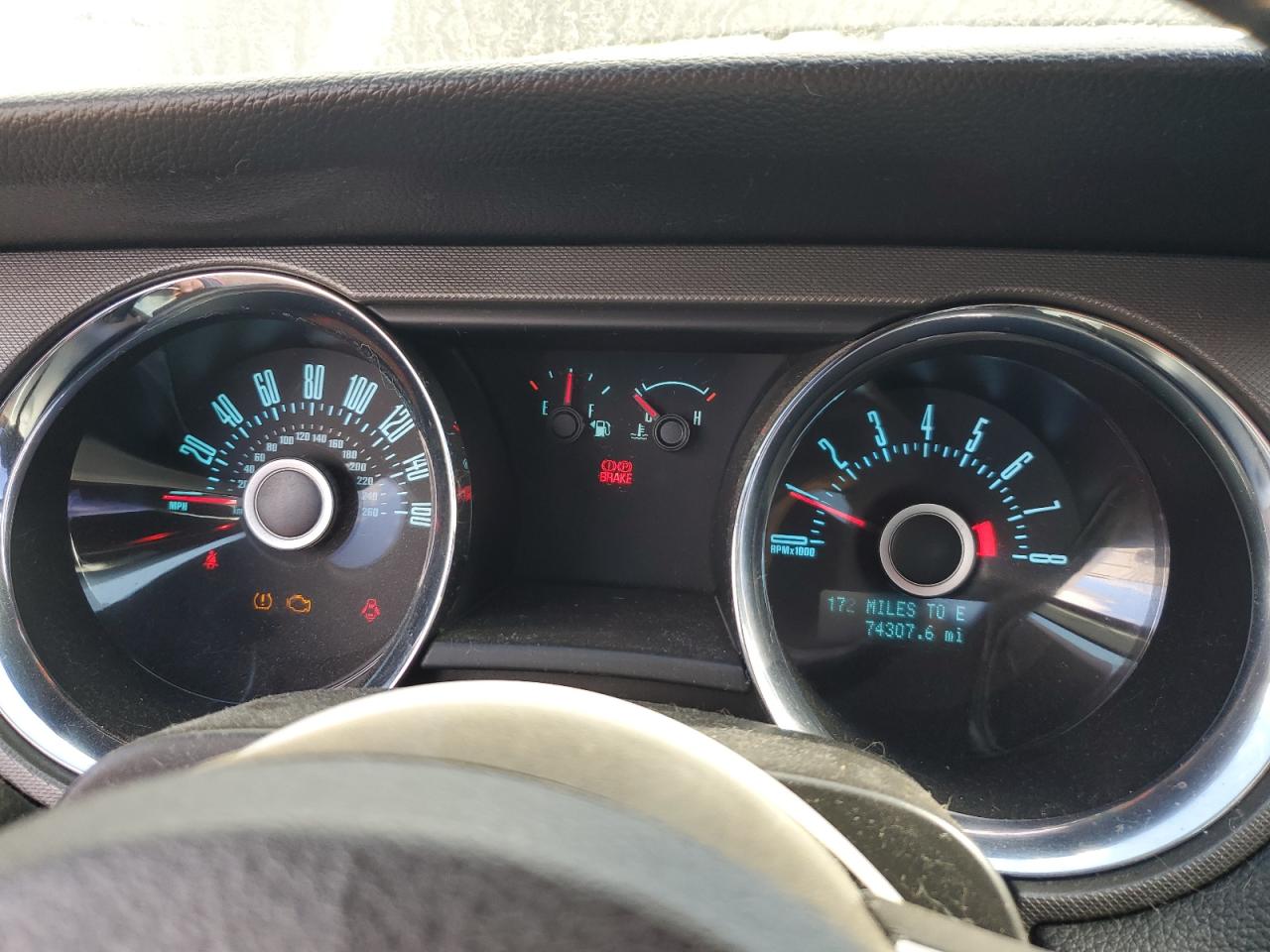 Ford Mustang Image 13